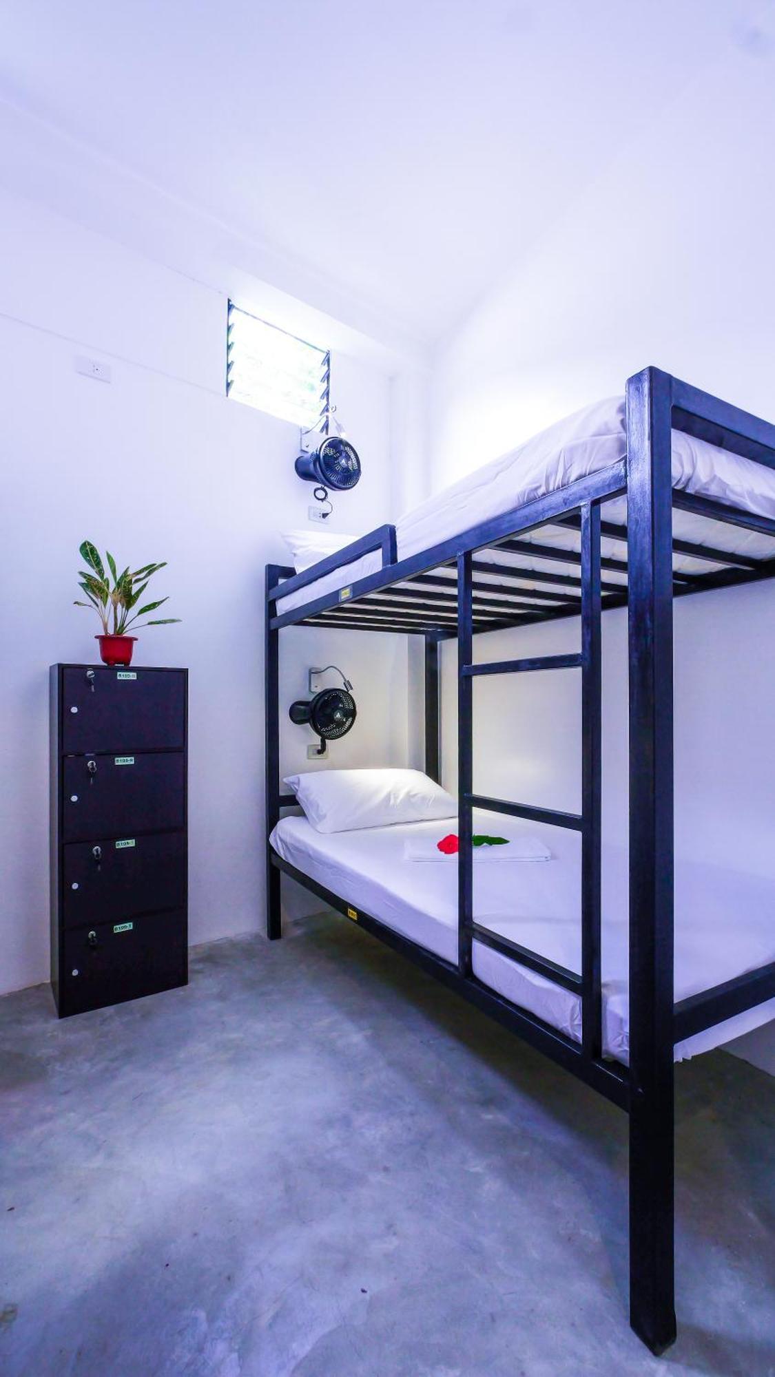 Sip Sunset Hostel And Lounge เอลนิโด ภายนอก รูปภาพ
